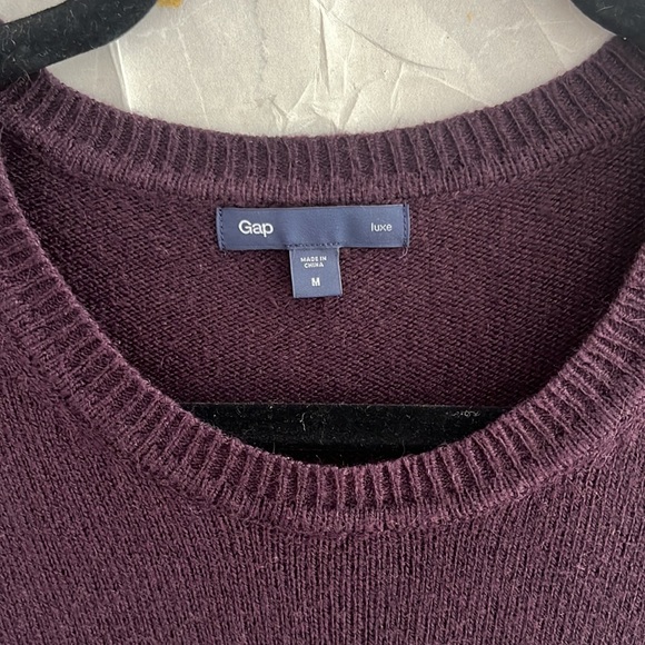 Gap Luxe Plum Sweater w/Shoulder Buttons M - Picture 4 of 11